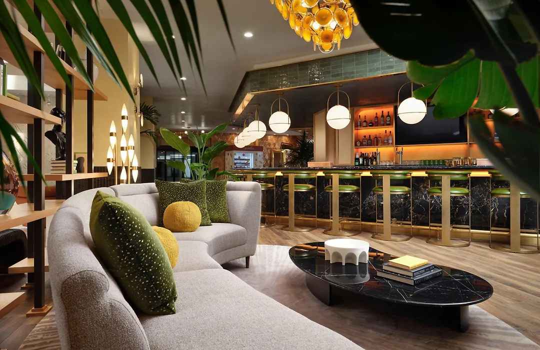 Burton House, Beverly Hills, A Tribute Portfolio Hotel-1