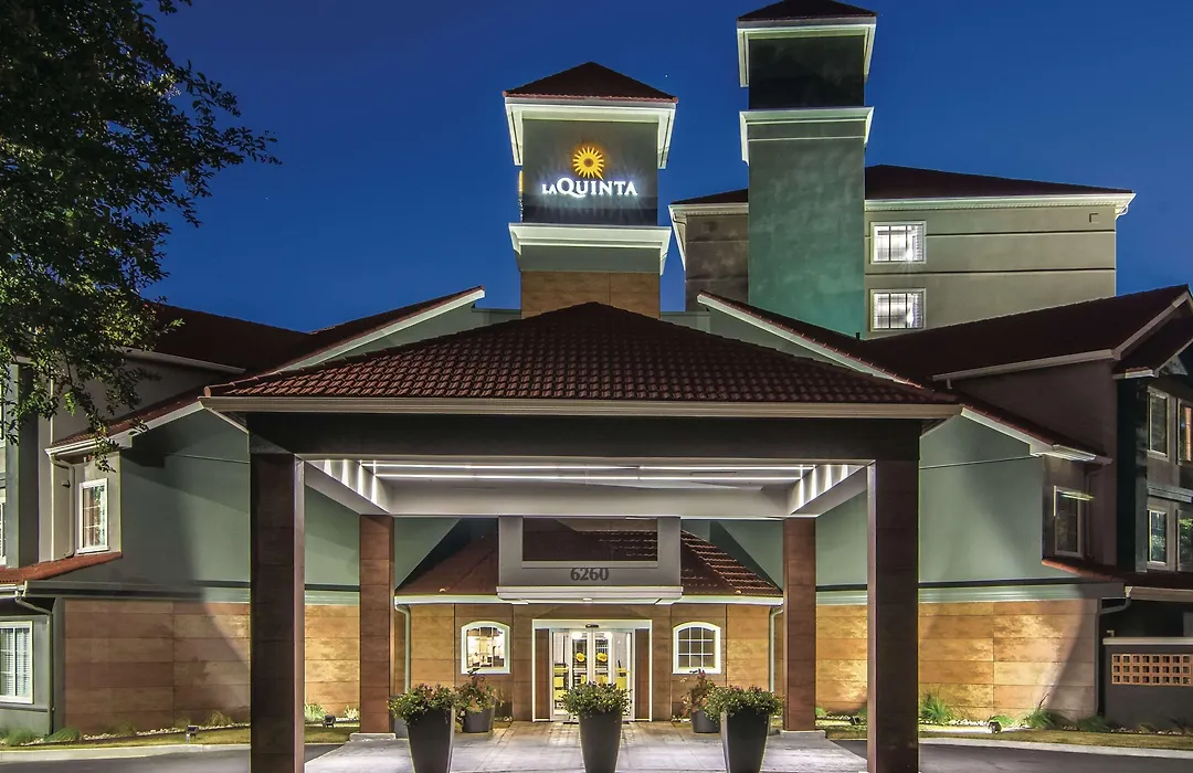 La Quinta By Wyndham Atlanta Perimeter Medical-1