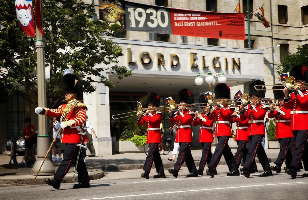 Lord Elgin Hotel-1