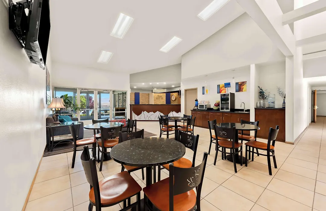 Best Western Topaz Lake Inn-1