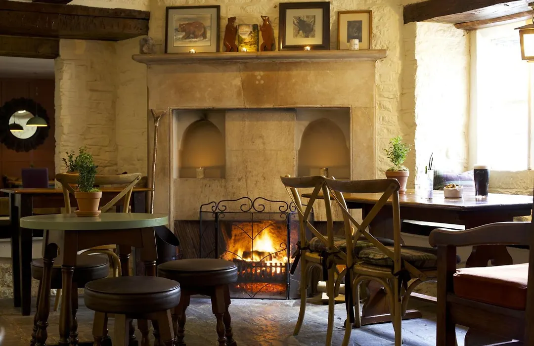 The Bear Of Rodborough Hotel-1