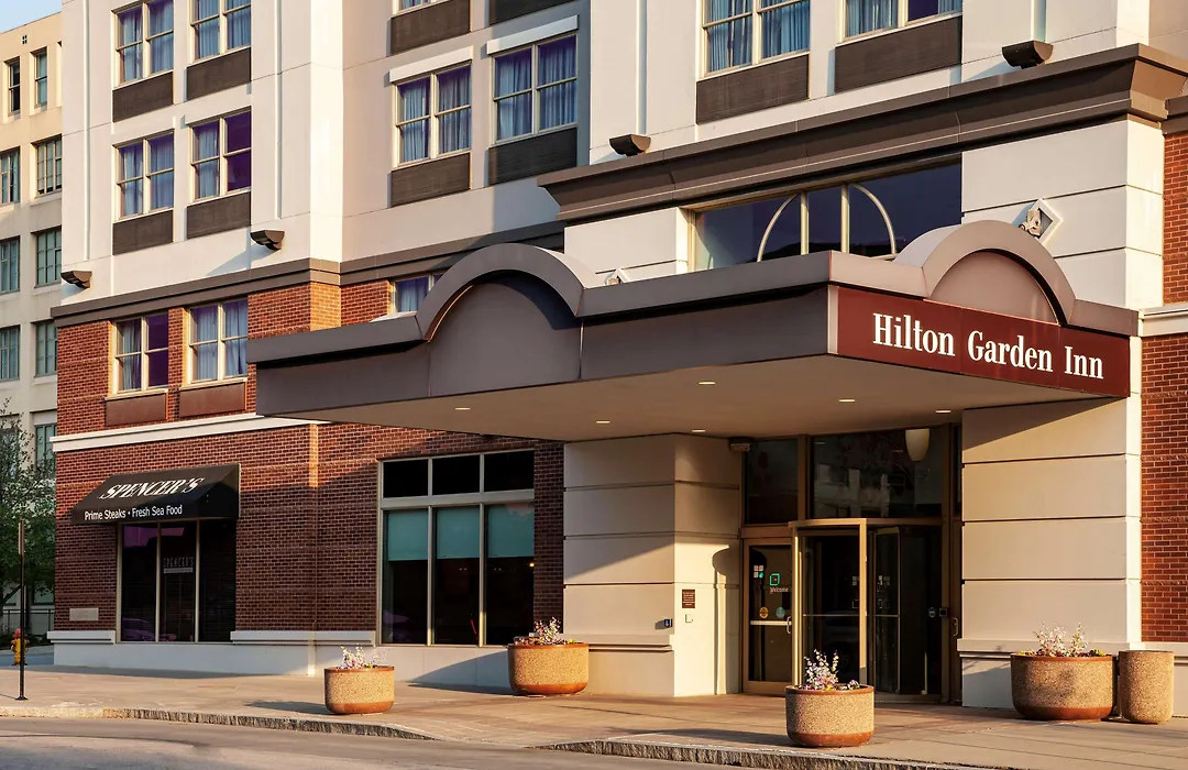 Hilton Garden Inn Omaha Downtown-Old Market Area-1