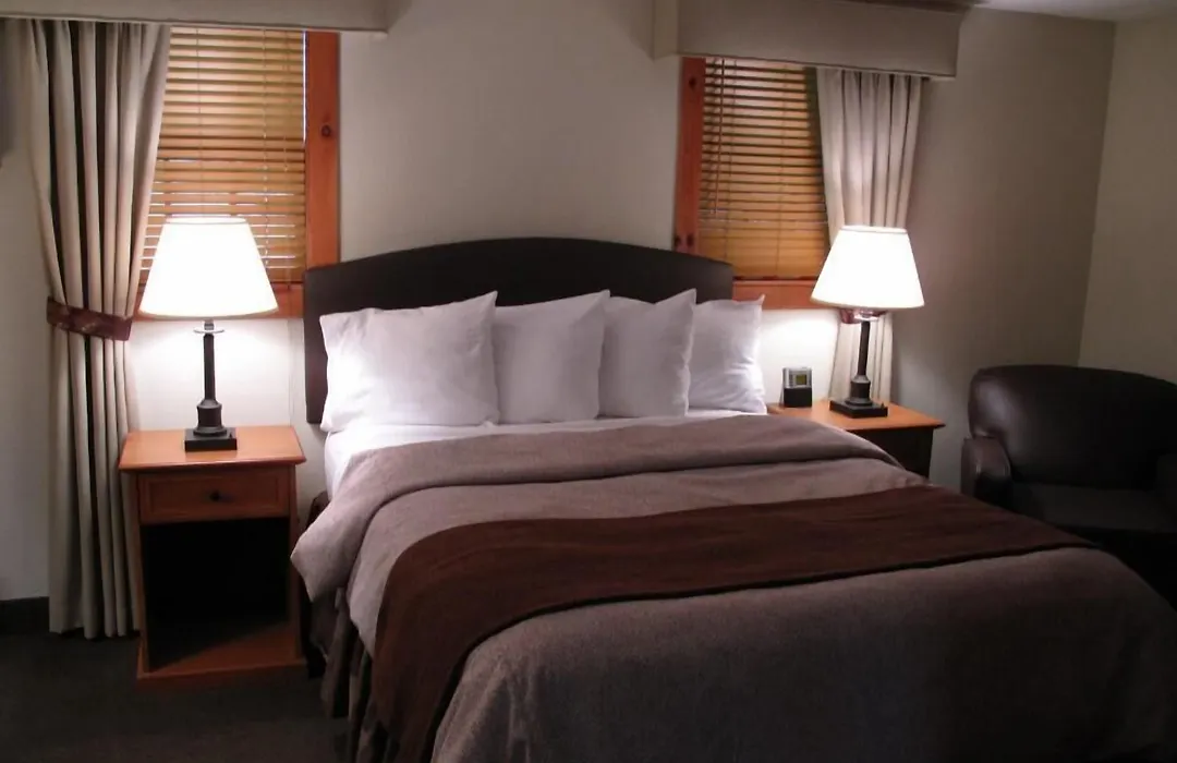 Best Western Plus Cold Spring-1
