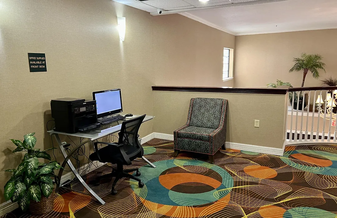 Quality Inn & Suites Near University-1