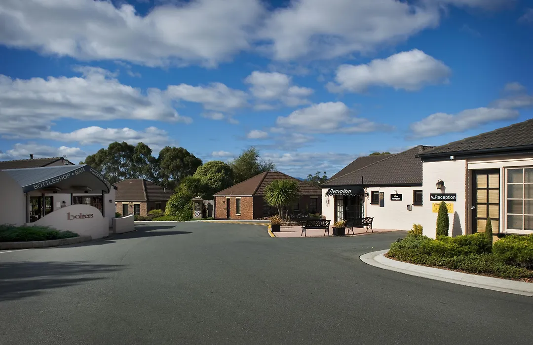 Country Club Villas-1