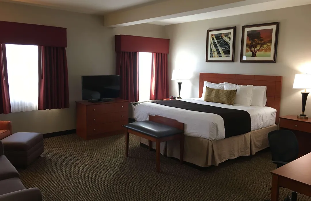 Best Western Plus Arrowhead Hotel-1