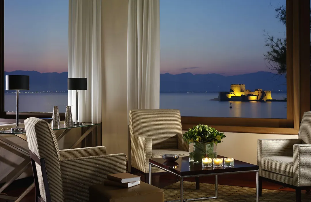 Amphitryon Hotel-1
