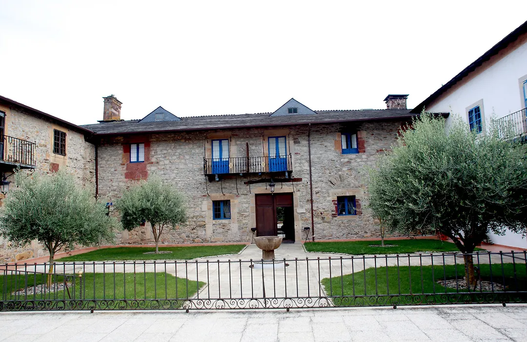 Hotel Monumento Pazo Do Castro-1