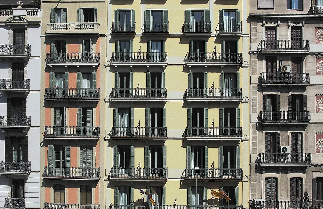 H10 Universitat-1