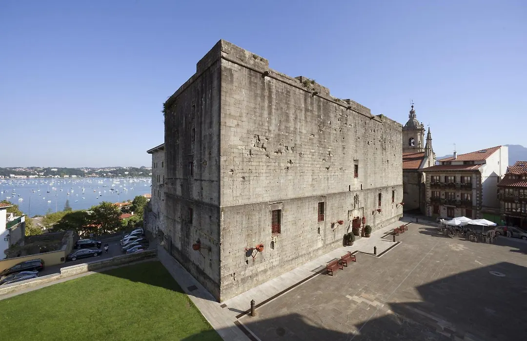 Parador De Hondarribia-1