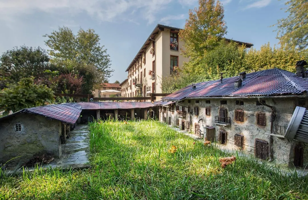 Romantic Hotel Furno-1