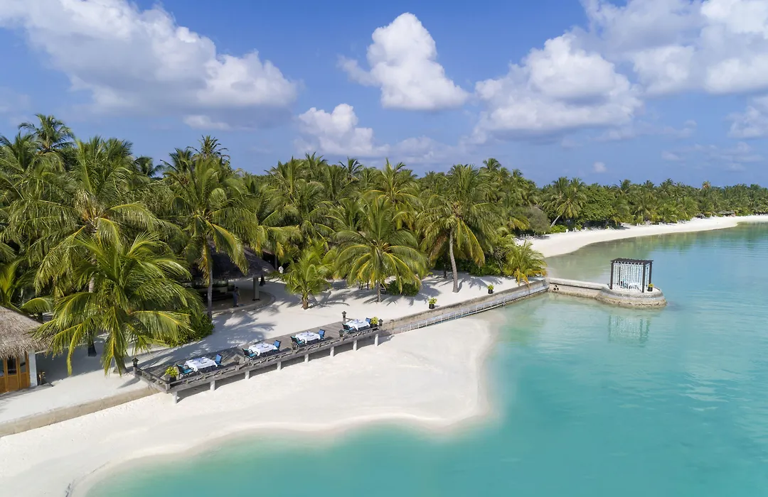 Sheraton Maldives Full Moon Resort & Spa-1