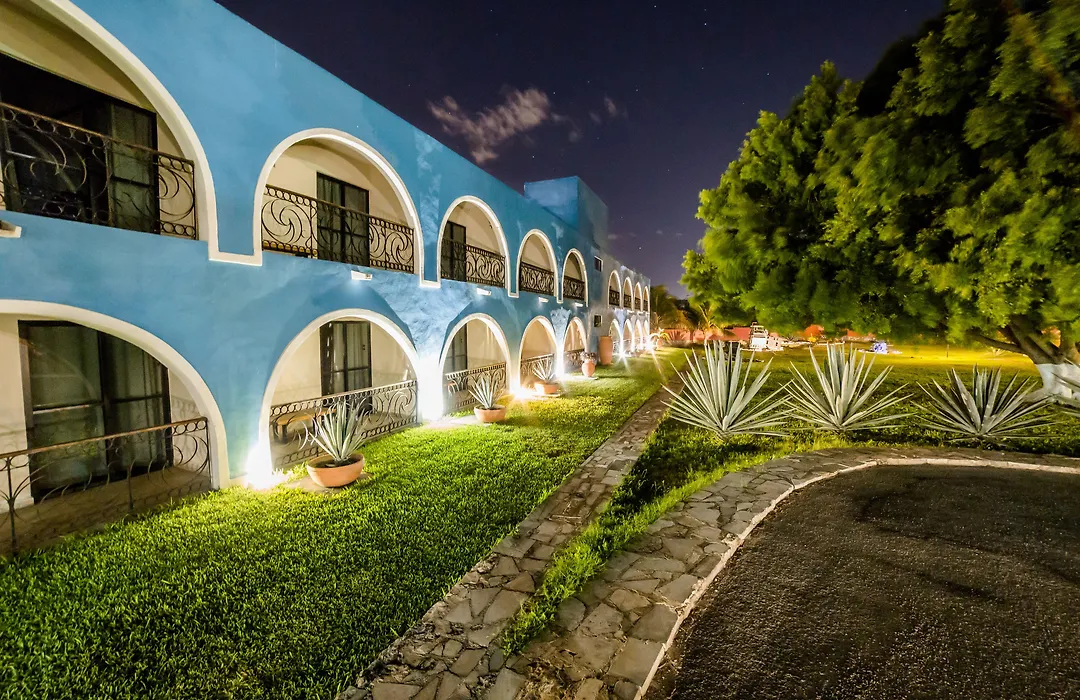 Hacienda Inn-1