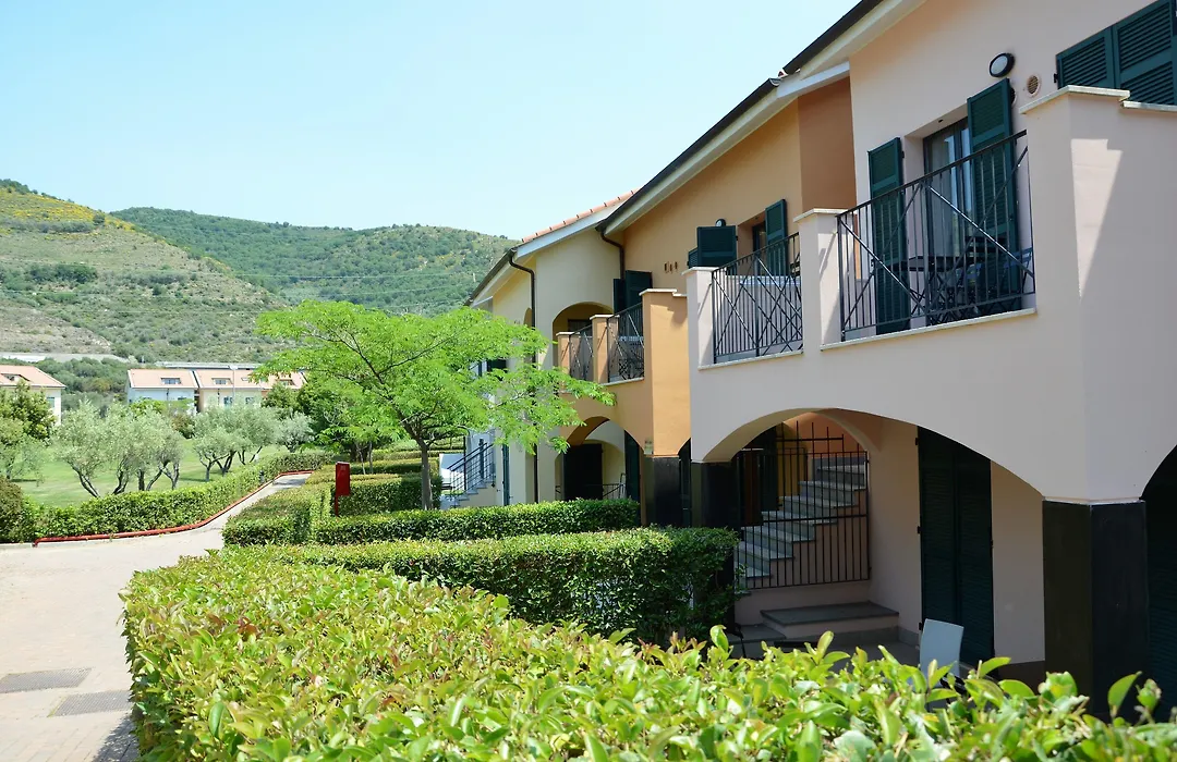 Castellaro Golf Resort-1