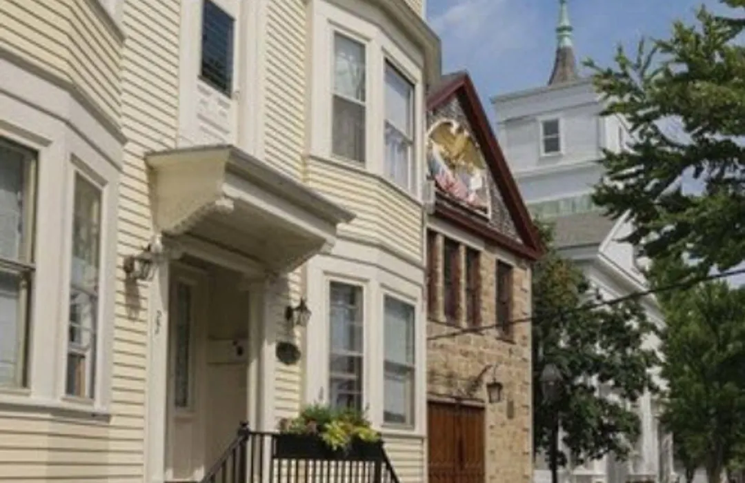 Cleveland House Inn-1