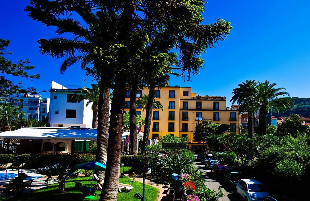 Hotel Eden-1