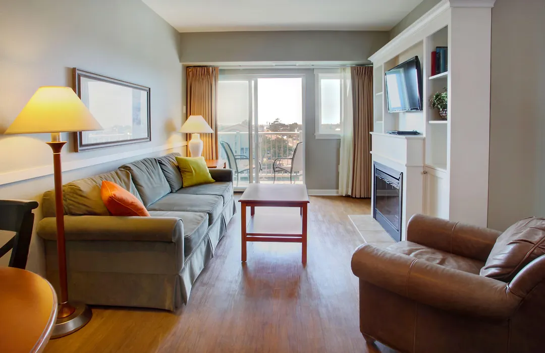 Rivertide Suites-1