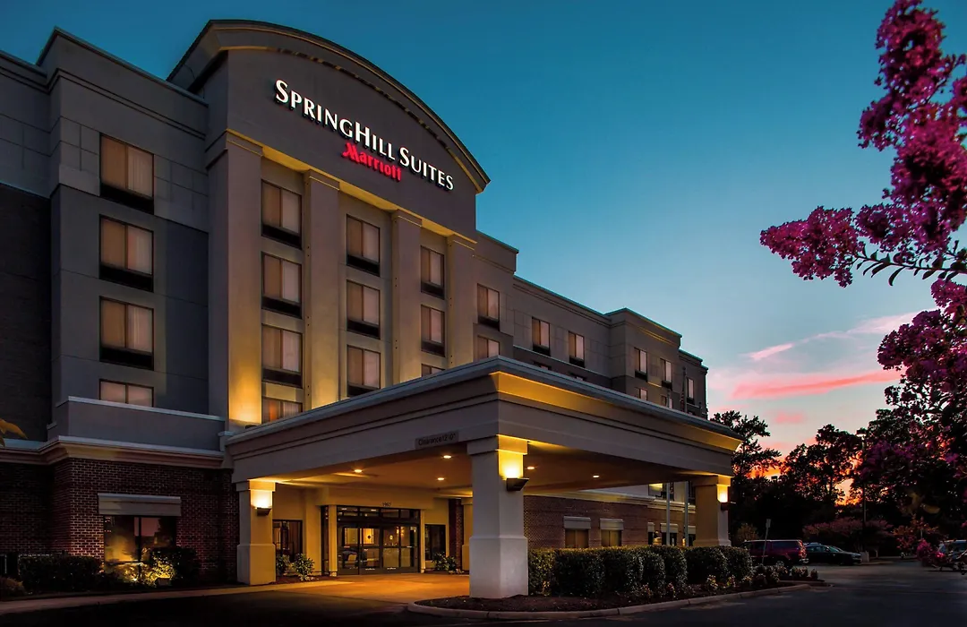 Springhill Suites Hampton-1