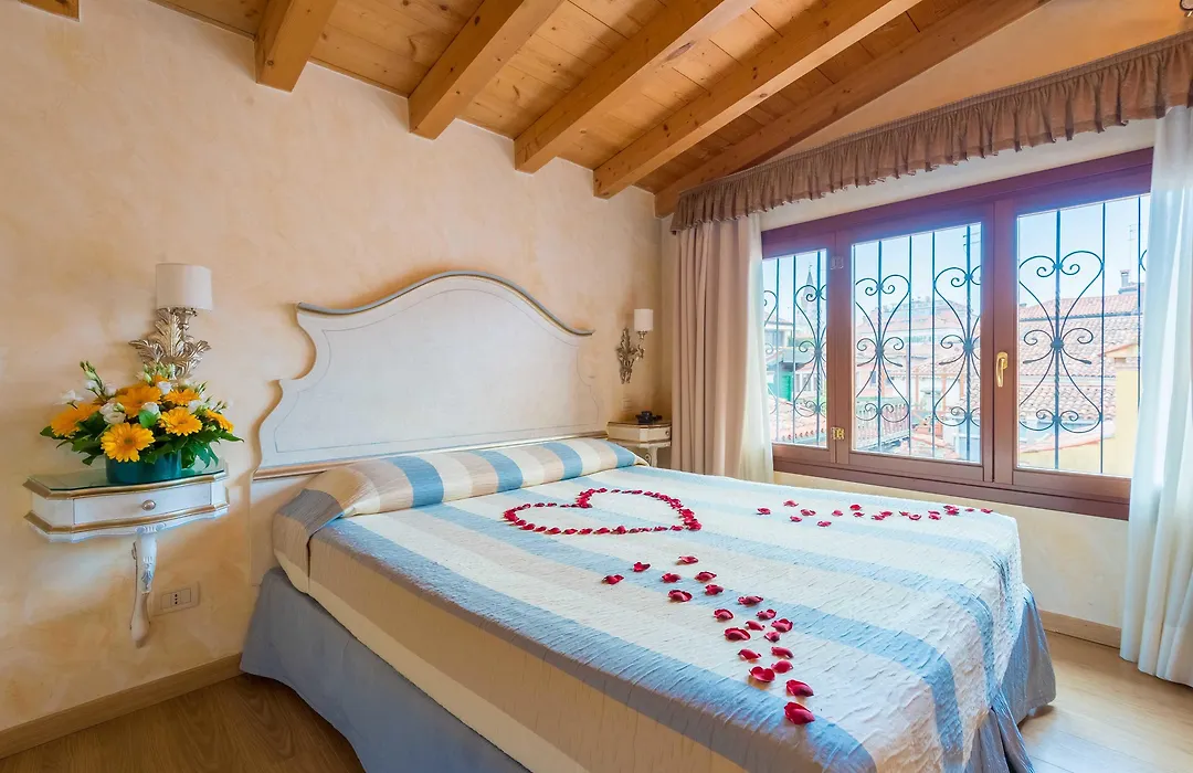 Hotel Mercurio-1