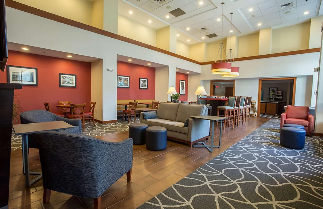 Hampton Inn & Suites Tilton-1