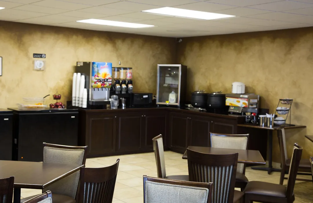 Angel Inn Near Imax, A Travelodge By Wyndham-1