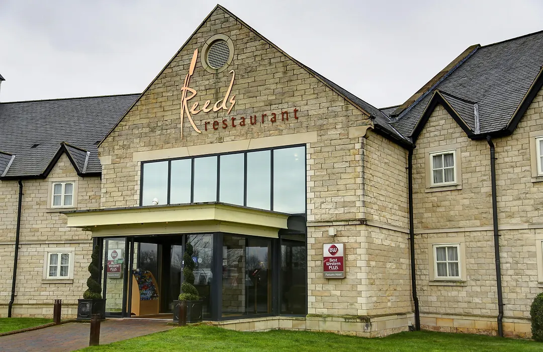 Best Western Plus Pastures Hotel-1