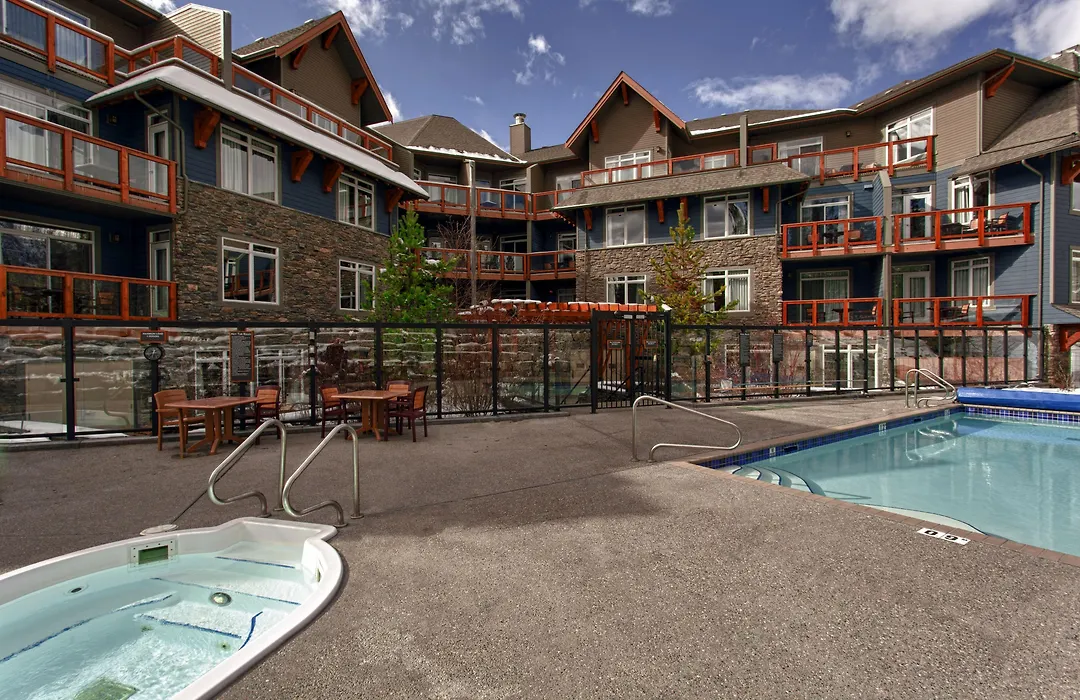 Blackstone Mountain Lodge By Clique-1