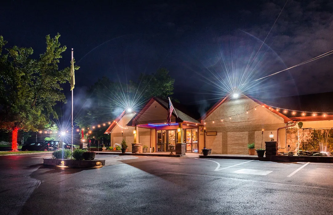 Inn Of The Dove Romantic Luxury & Business Suites-1