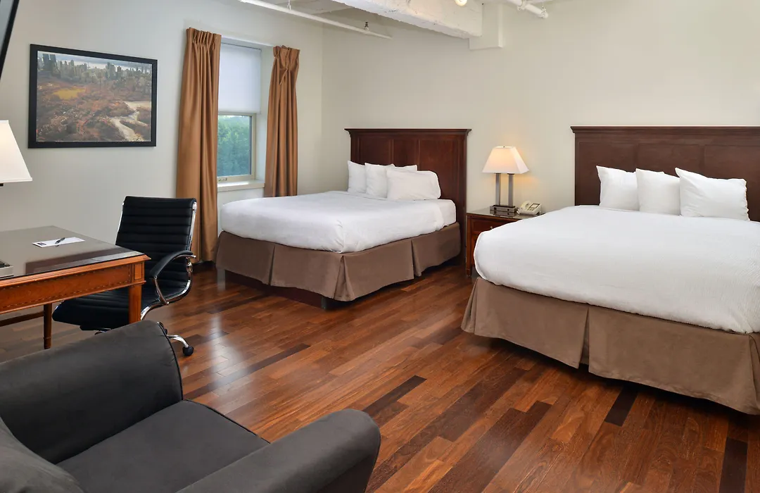 Grand Eastonian Hotel & Suites-1