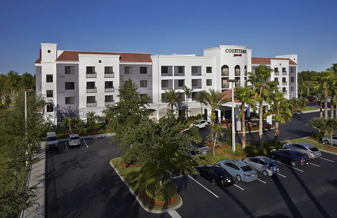 Courtyard By Marriott Stuart-1
