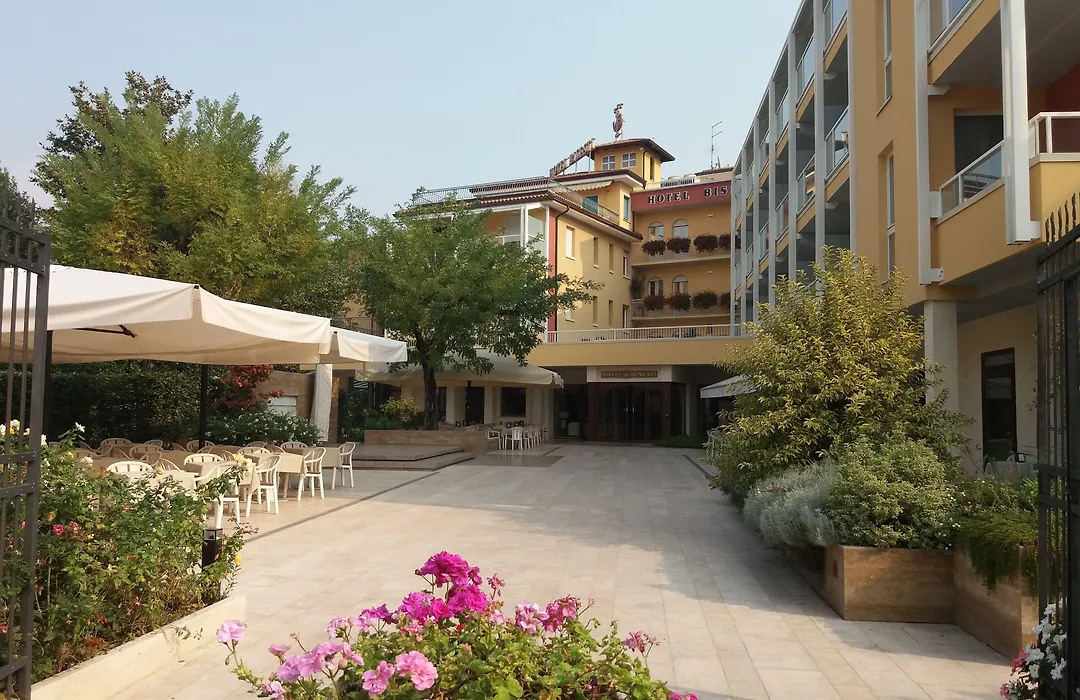 Hotel Bisesti ***S-1