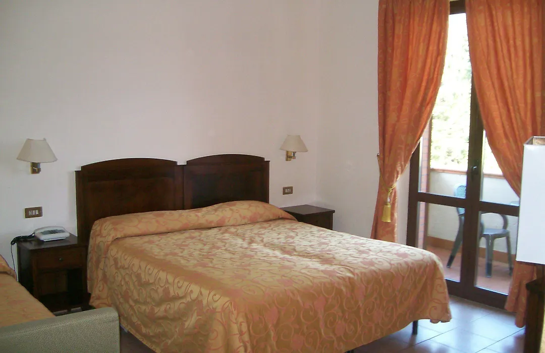 Park Hotel La Pineta-1