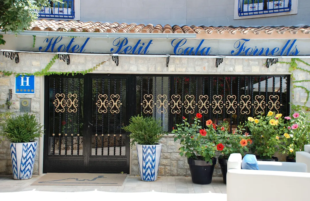 Hotel Petit Cala Fornells-1