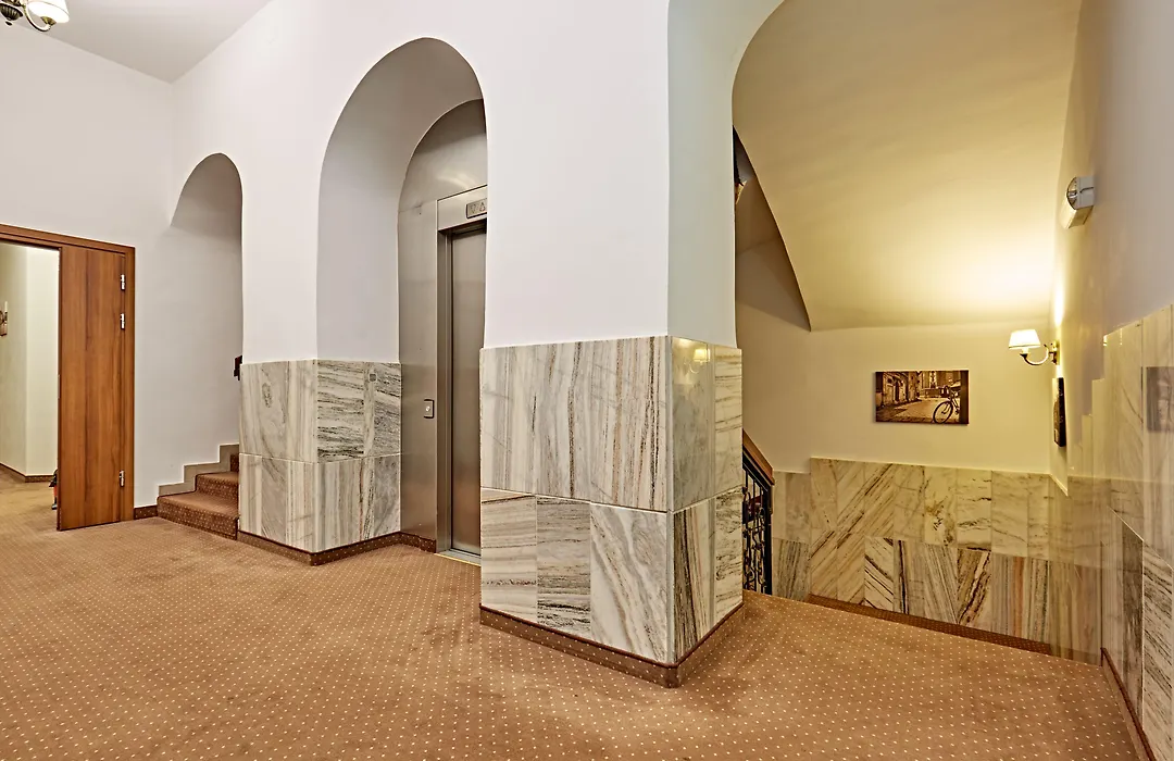 Hotel Jan-1