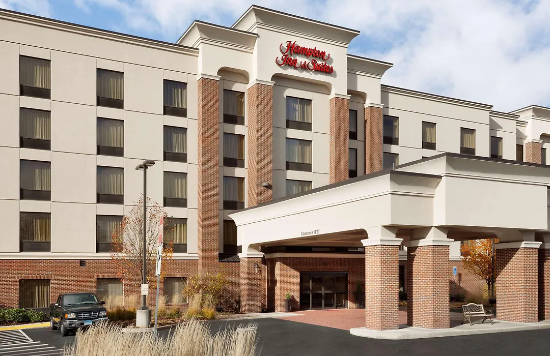 Hampton Inn & Suites East Hartford-1