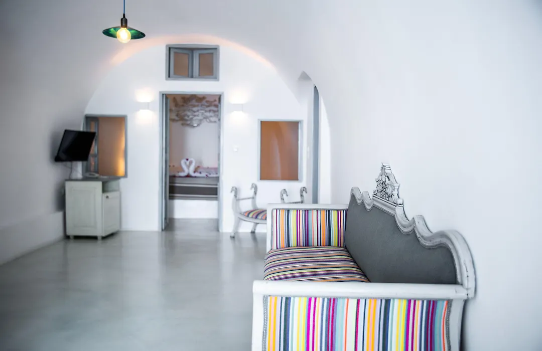 Pearl On The Cliff Hotel & Suites By Pearl Hotel Collection-1