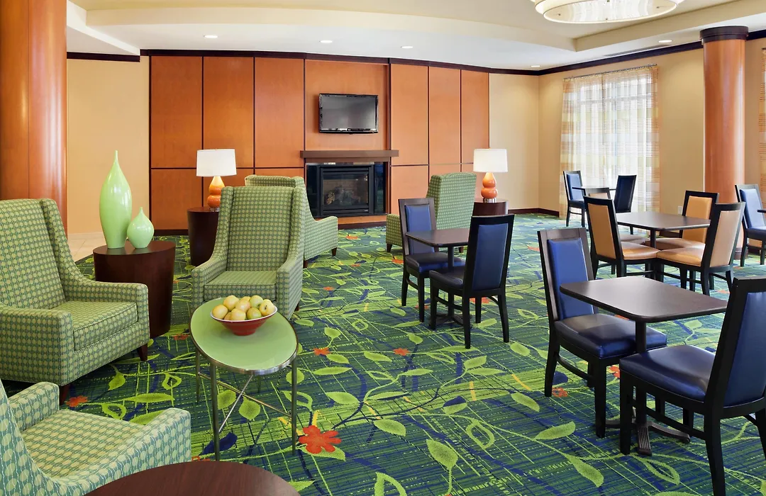 Fairfield Inn & Suites Lewisburg-1