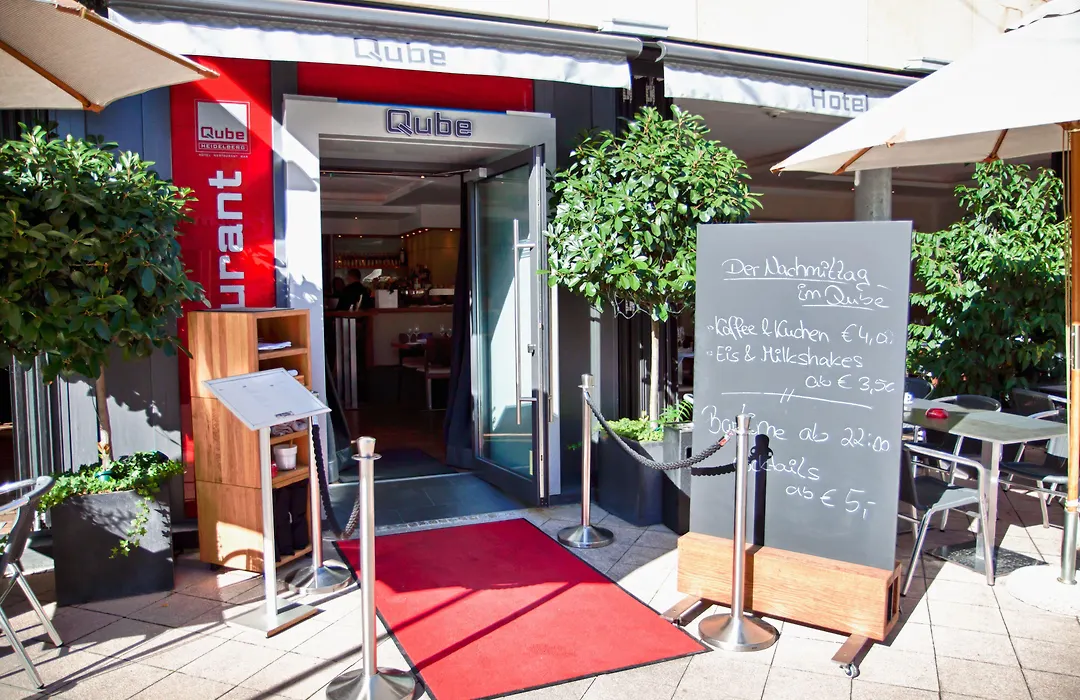 Qube Hotel Bergheim-1