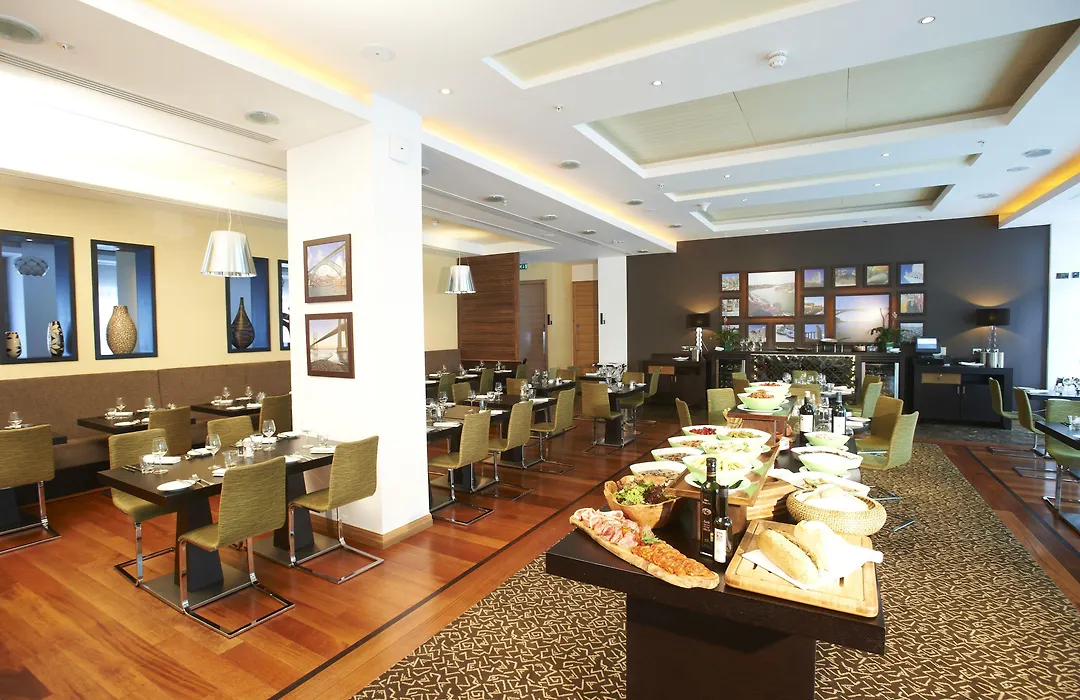 Pestana Chelsea Bridge Hotel & Spa-1