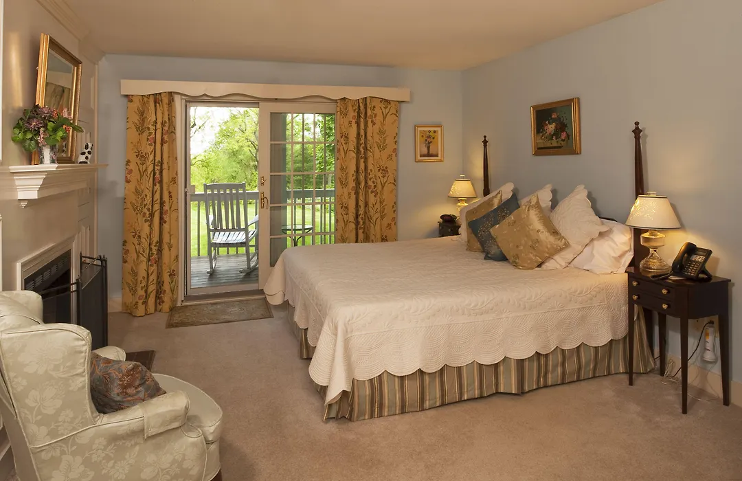 Fairville Inn-1