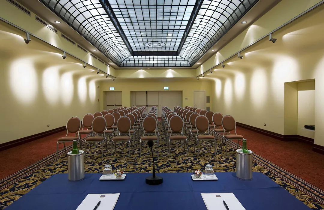Jr Hotels Oriente Bari-1
