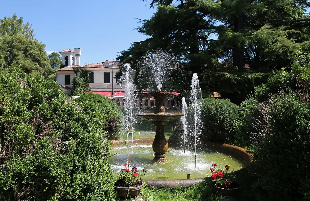 Hotel Villa Luppis-1