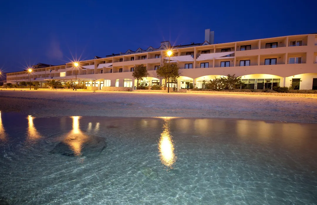 Family Hotel Pagus-1