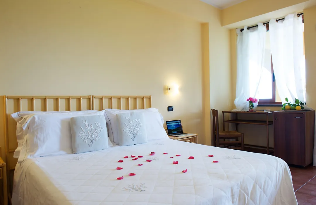'A Nuciara Park Hotel & Spa-1
