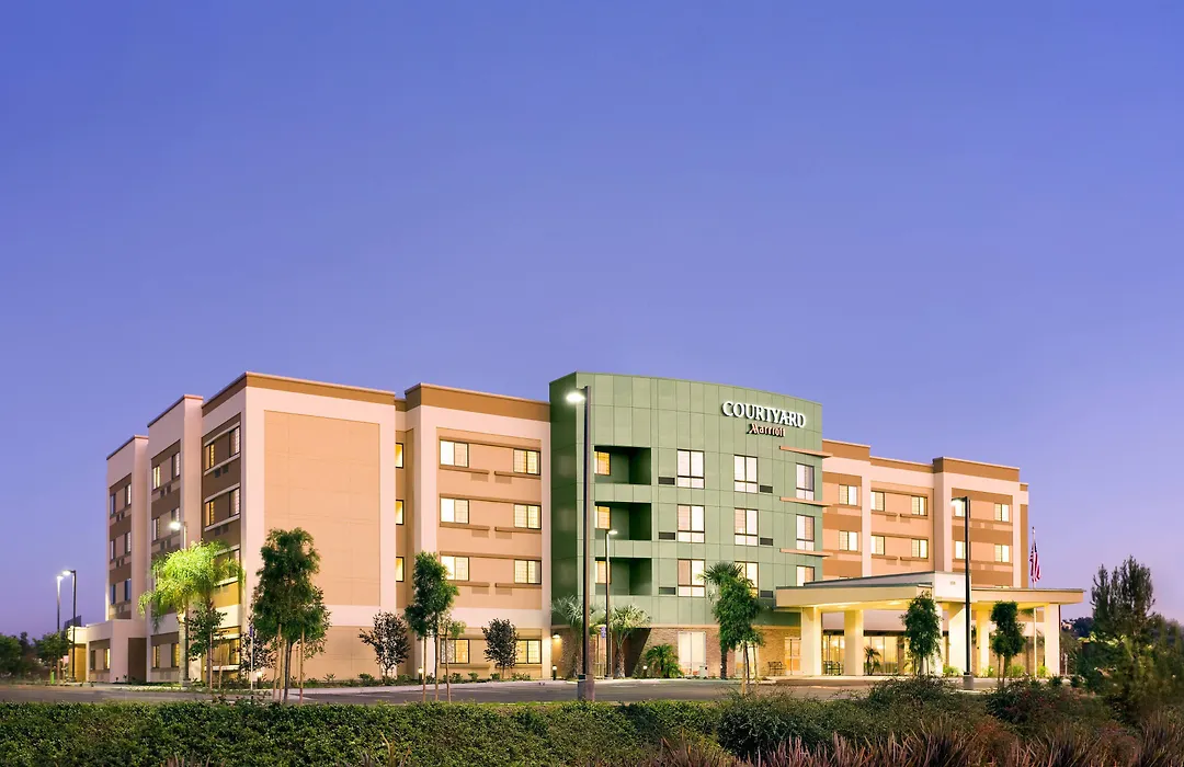 Courtyard By Marriott San Diego Oceanside-1