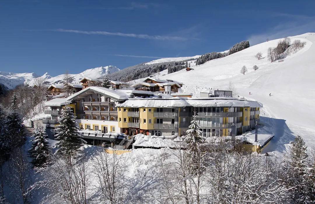 Hotel Residenz Hochalm - Inklusive Joker Card Im Sommer-1