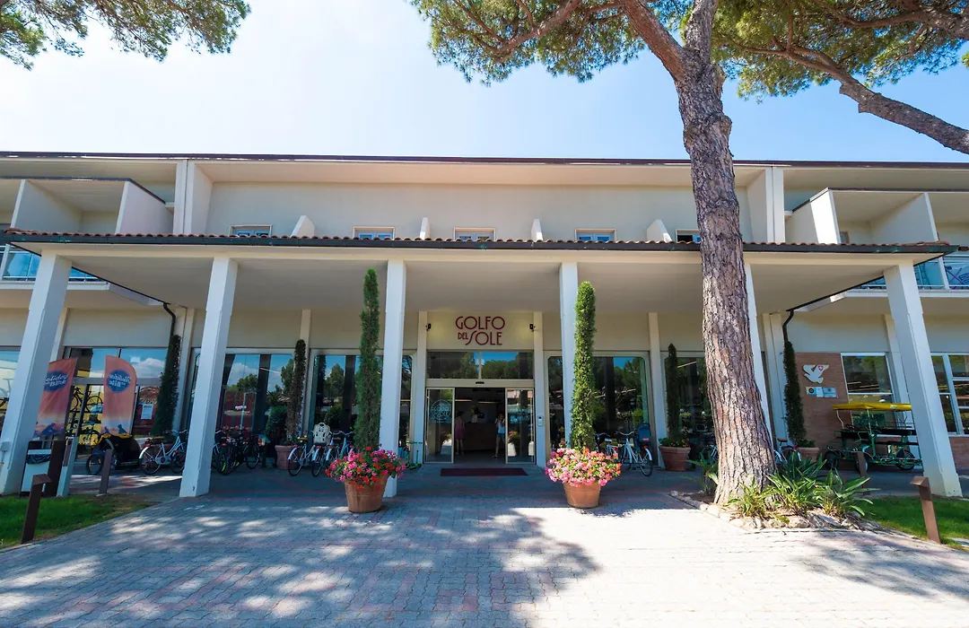 Golfo Del Sole Hotel & Holiday Resort-1