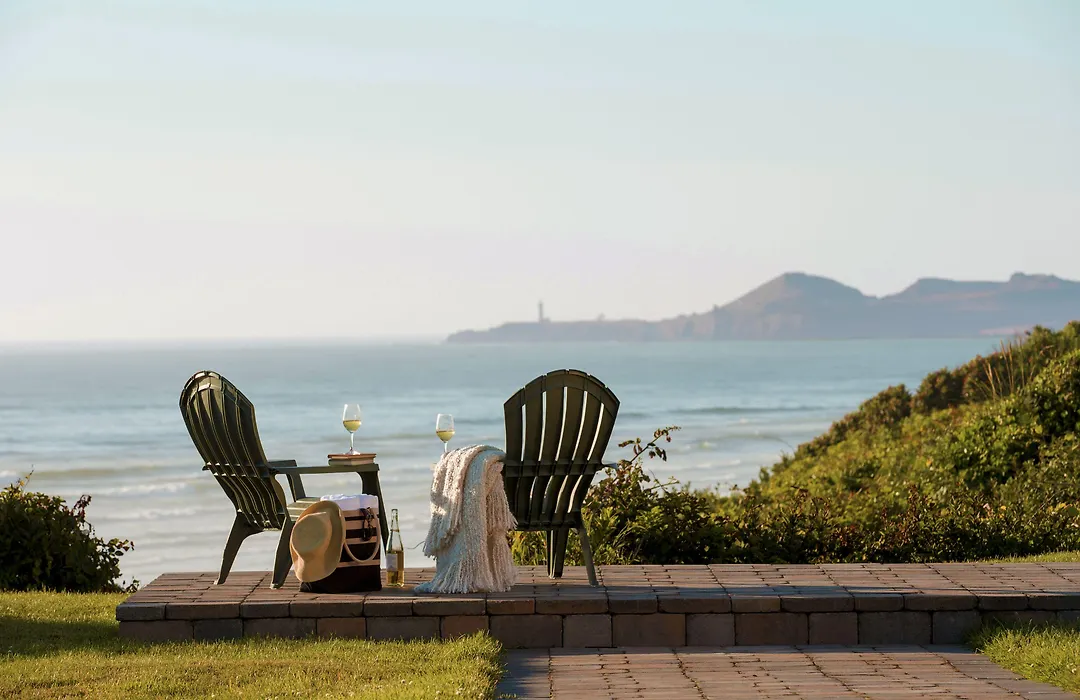Hallmark Resort - Newport-1