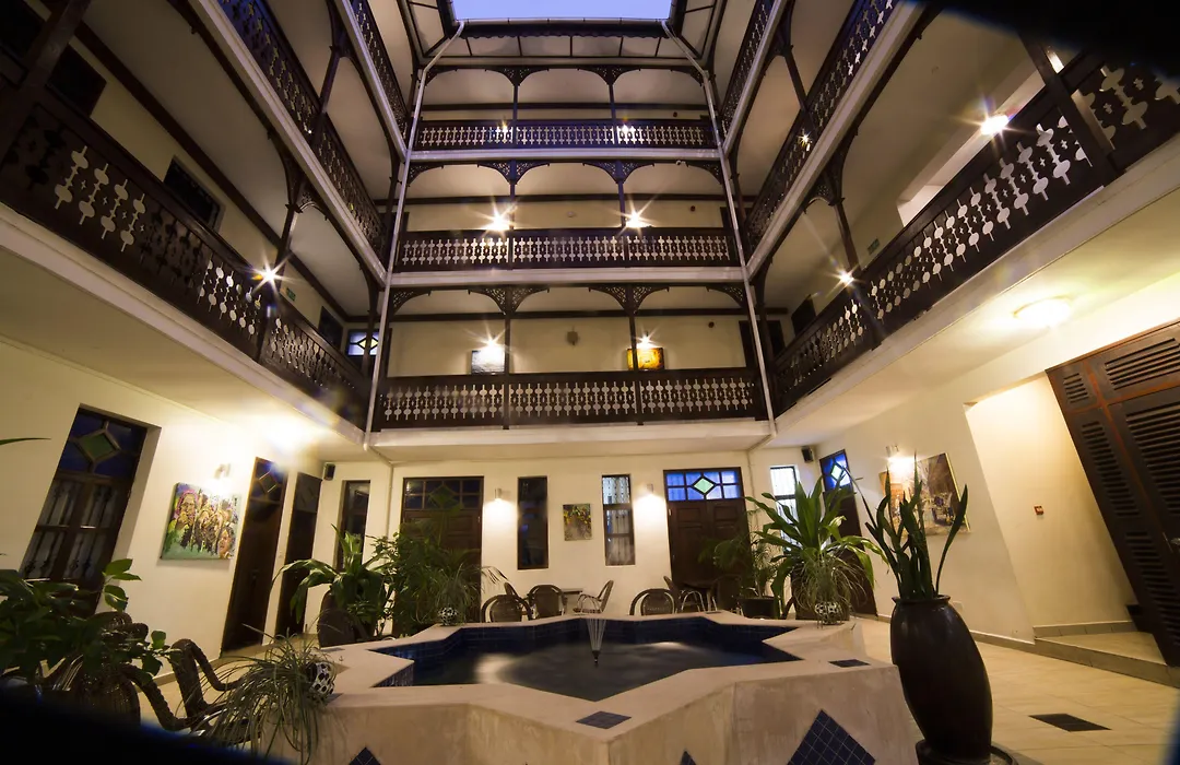 Maru Maru Hotel-1