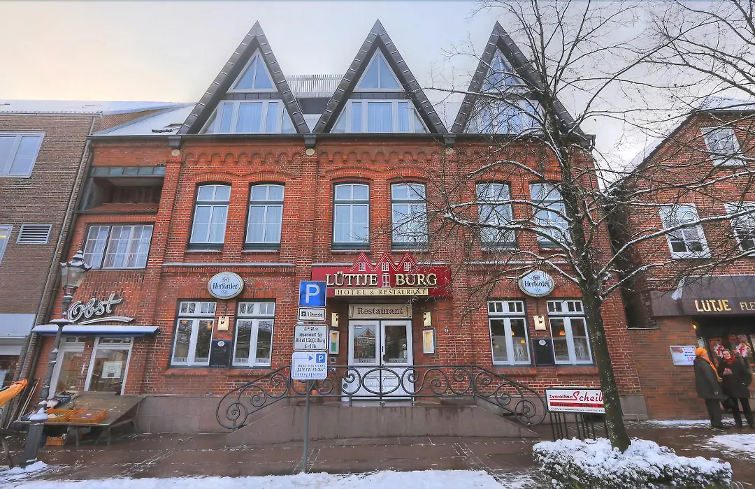 Hotel Lüttje Burg-1